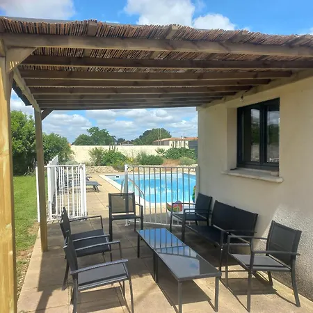 別荘 Maison En Vendee Avec Piscine Corpe