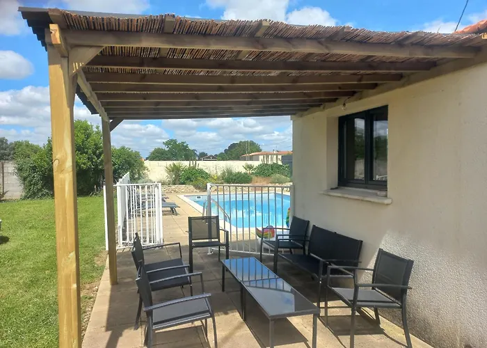 Holiday home Maison En Vendee Avec Piscine Corpe