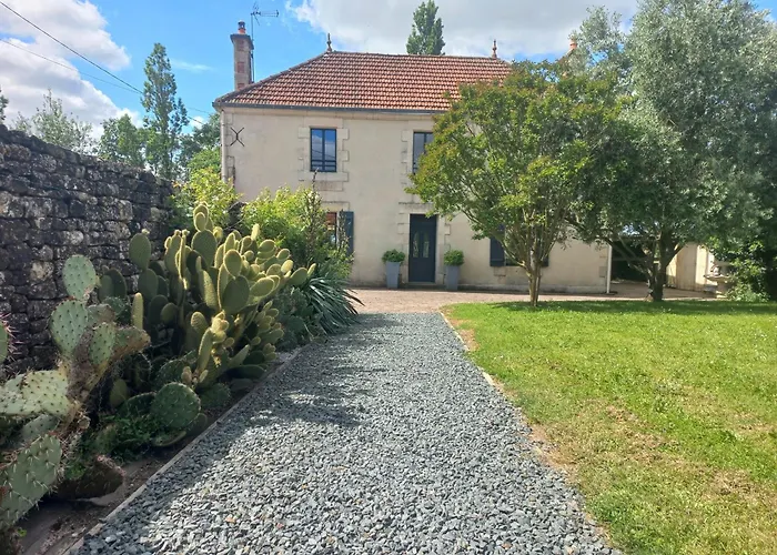 Maison En Vendee Avec Piscine Holiday home *