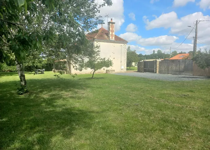 Holiday home Maison En Vendee Avec Piscine
