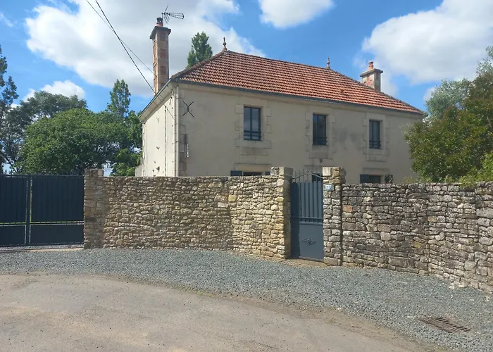 Holiday home Maison En Vendee Avec Piscine